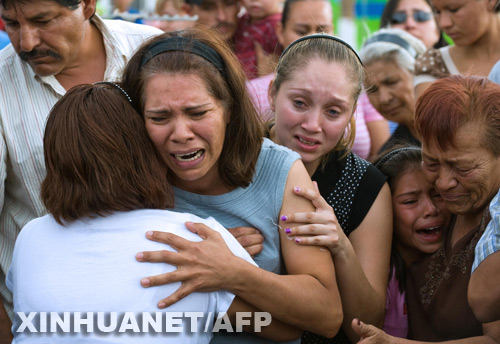 Aumenta a 41 el número de niños muertos en México por incendio