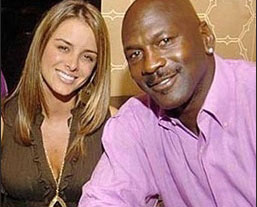 Revelada foto de Michael Jordan con su amiga cubana cogidos de mano
