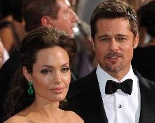 Jolie acusa a Pitt de reunirse con su ex esposa, haciendo que la reunión con motivo de su compleaños desembocara en una discordia