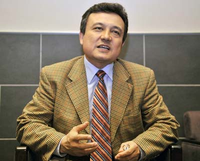 Dolkun Isa, secretario general del Congreso Mundial Uigur, y fanático partidario de la violencia. 