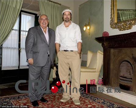 ¿Será preparativo de Brad Pitt para su campaña electoral por alcaldía de Nueva Orleans la entrevista con políticos españoles?