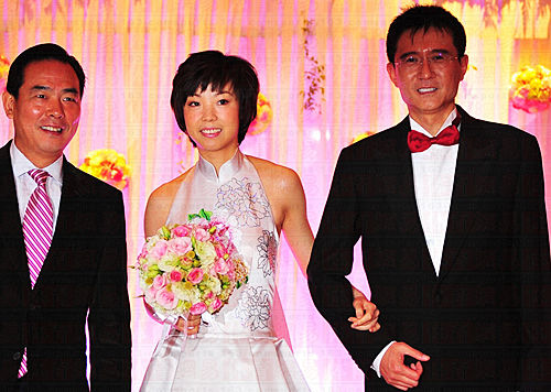 Se casó Zhang Yining, la super estrella tenismesista china 
