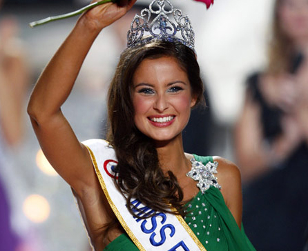 En el concurso de Miss Francia celebrado en Nice, una universitaria de 22 años ganó el título de campeona