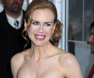 Nicole Kidman excesivamente pintada