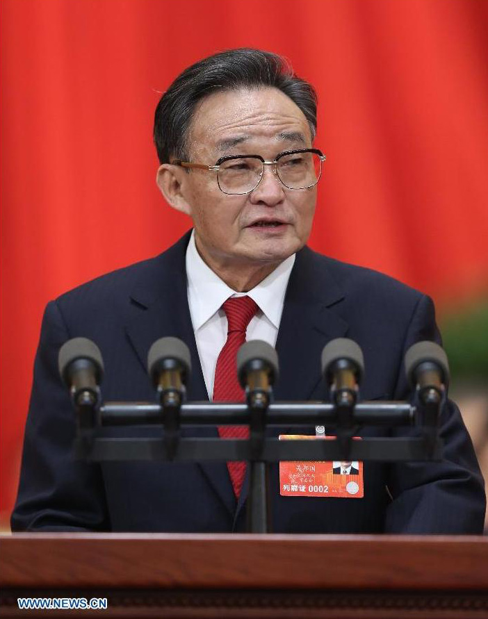 China no ha copiado jamás un sistema político occidental, dice máximo legislador del país