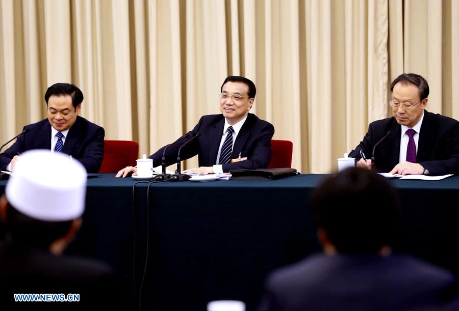 Altos líderes chinos participan en deliberaciones con legisladores