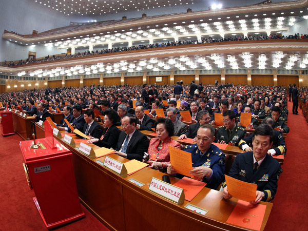 Legisladores chinos se reúnen para votar sobre composición del gabinete (4)