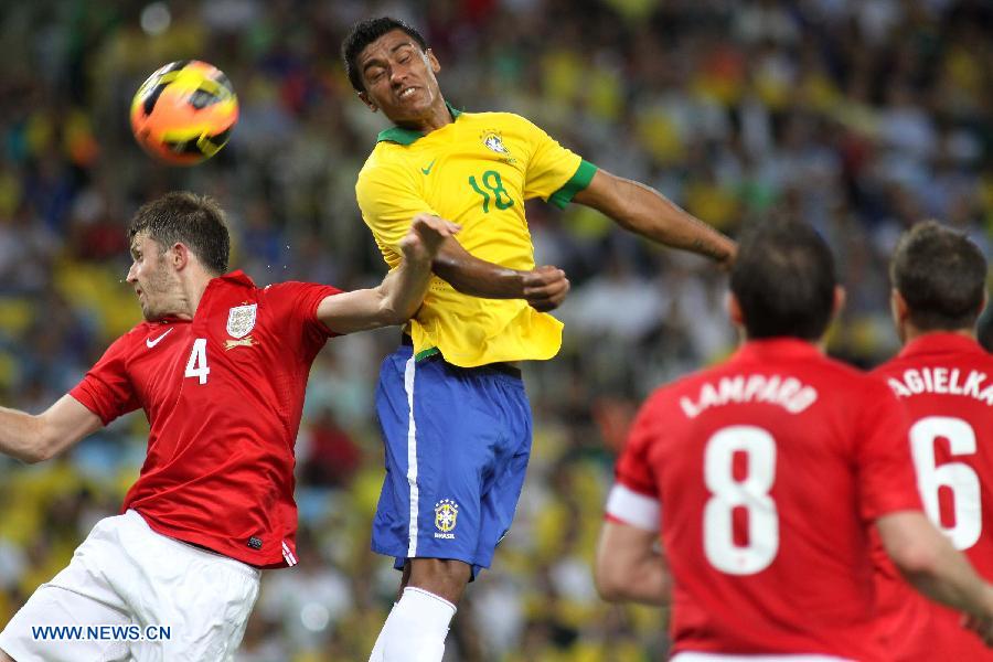 Fútbol: Brasil rescata empate 2-2 ante Inglaterra en reinauguración del Maracaná