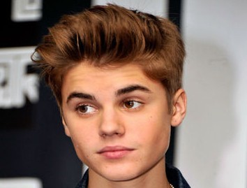 Buscan drogas en equipaje de Justin Bieber