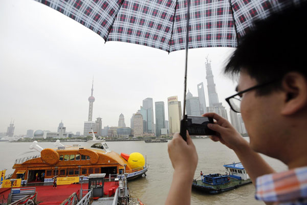 ‘Pato asado’ en el río Huangpu