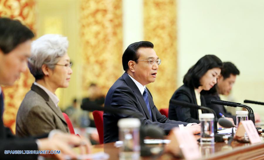 Primer ministro chino pide progresos en relaciones entre parte continental de China y Taiwan